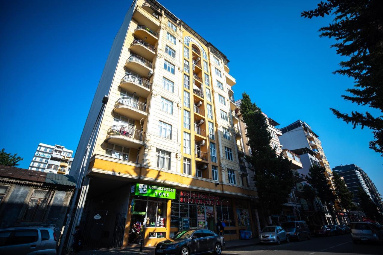 Apartment On Melikishvili 51 Batumi Esterno foto