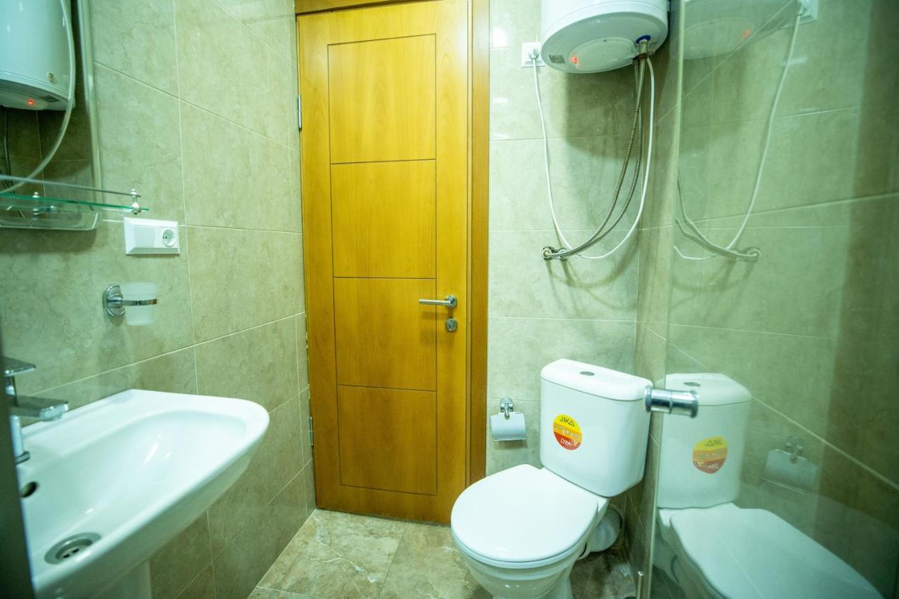 Apartment On Melikishvili 51 Batumi Esterno foto